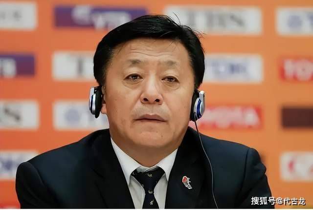 法媒：尤文与阿森纳联系，商谈托马斯冬窗转会事宜据法国媒体Foot Mercato报道，尤文与阿森纳进行了联系，商谈托马斯的转会事宜。